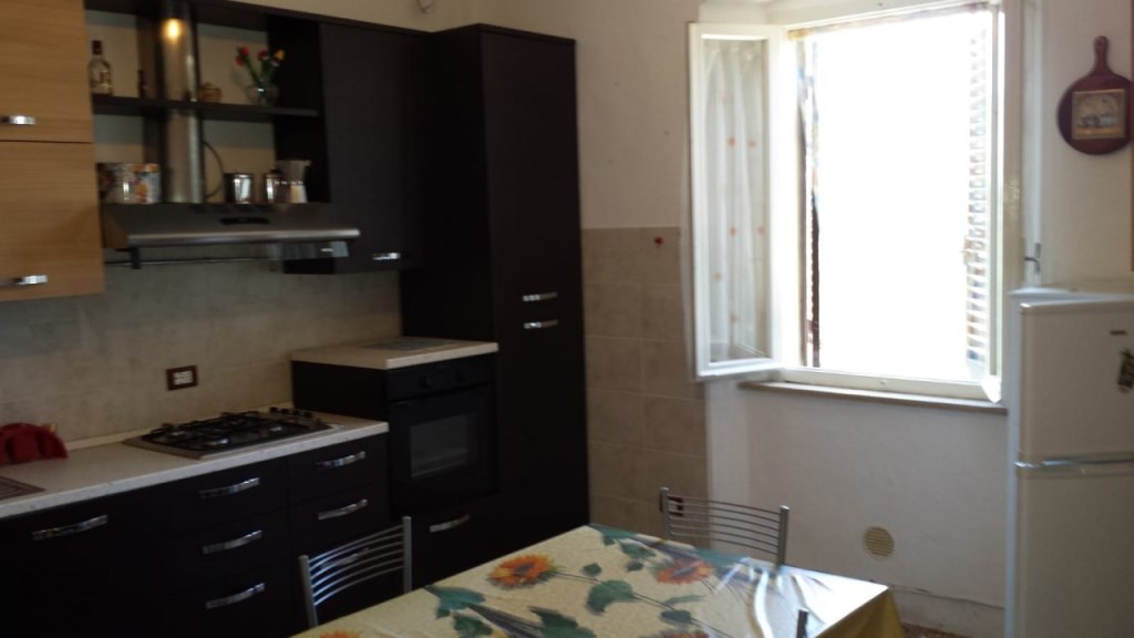 casa semindipendente in vendita a Piombino