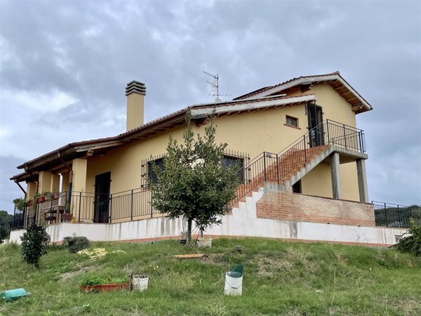 appartamento in vendita a Piombino in zona Gagno