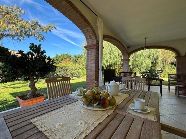 casa indipendente in vendita a Piombino in zona Baratti