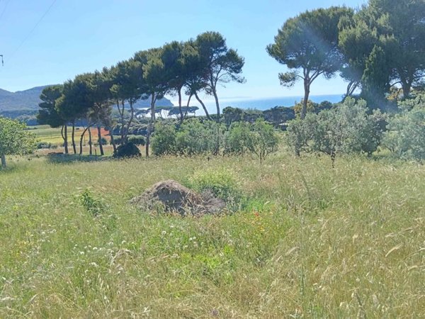 appartamento in vendita a Piombino in zona Baratti