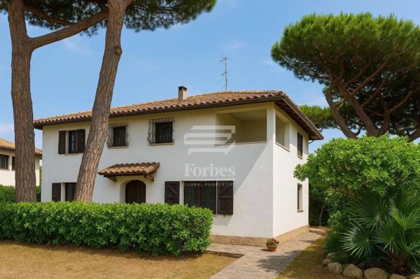 casa indipendente in vendita a Piombino