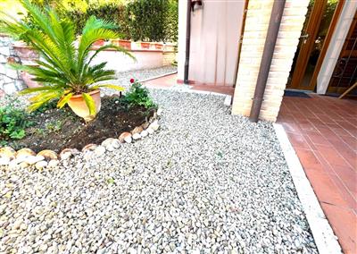 casa indipendente in vendita a Piombino in zona Fiorentina