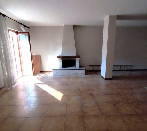 casa indipendente in vendita a Piombino