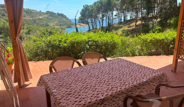 casa indipendente in vendita a Porto Azzurro