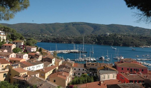 casa indipendente in vendita a Porto Azzurro