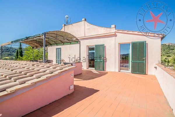 appartamento in vendita a Porto Azzurro in zona Mola