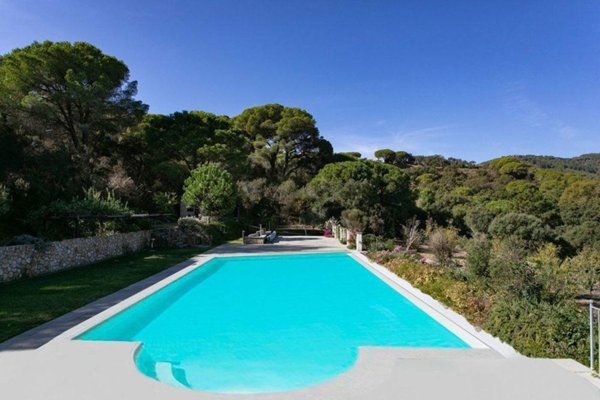 casa indipendente in vendita a Porto Azzurro