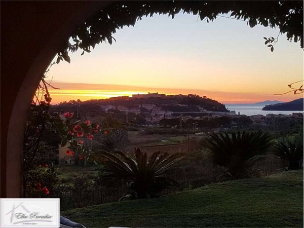 casa indipendente in vendita a Porto Azzurro in zona Reale