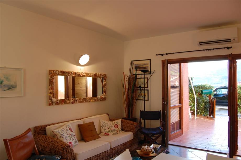casa indipendente in vendita a Porto Azzurro