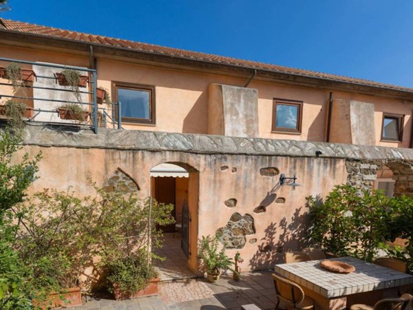 casa indipendente in vendita a Porto Azzurro