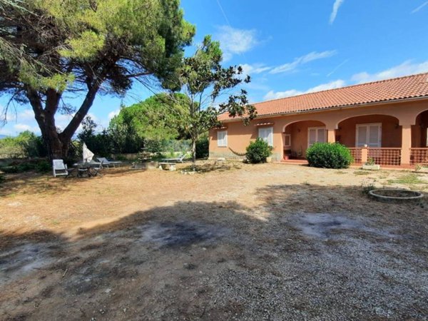 casa indipendente in vendita a Porto Azzurro