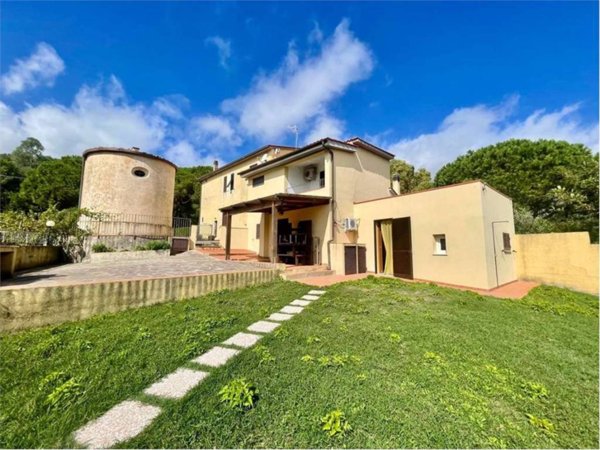 appartamento in vendita a Porto Azzurro in zona Reale