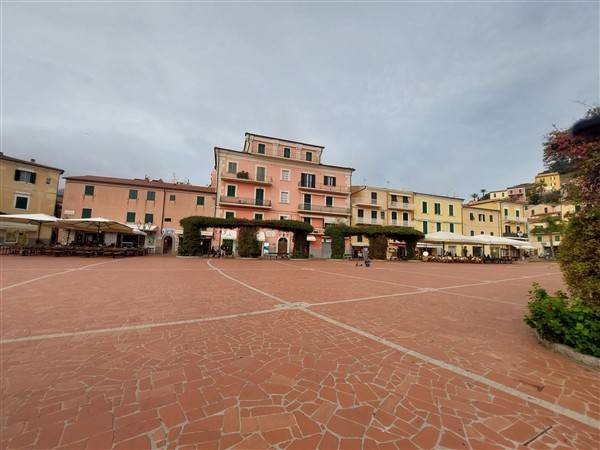 negozio in vendita a Porto Azzurro
