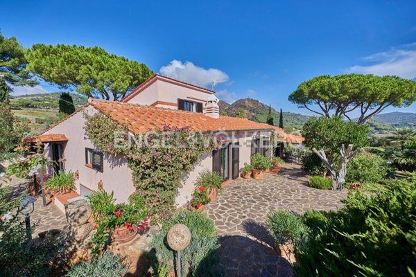 casa indipendente in vendita a Porto Azzurro in zona Monte