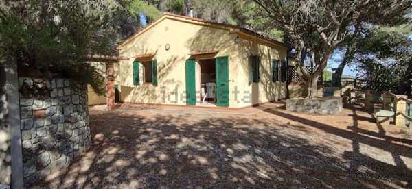 casa indipendente in vendita a Porto Azzurro