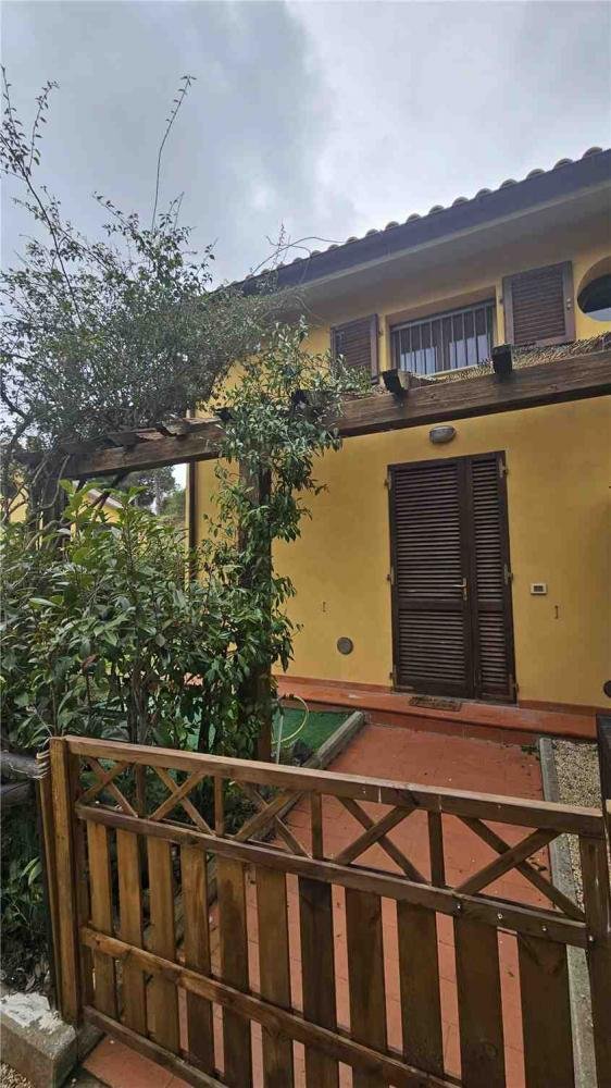 casa indipendente in vendita a Porto Azzurro