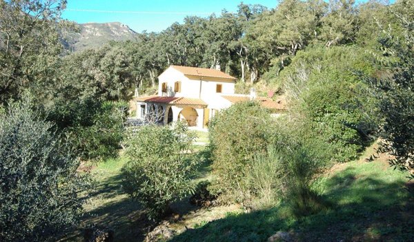 casa indipendente in vendita a Porto Azzurro