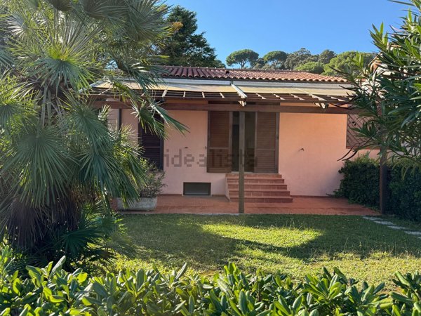 casa indipendente in vendita a Porto Azzurro
