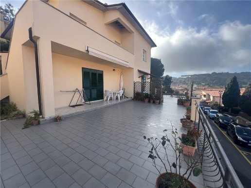 appartamento in vendita a Porto Azzurro