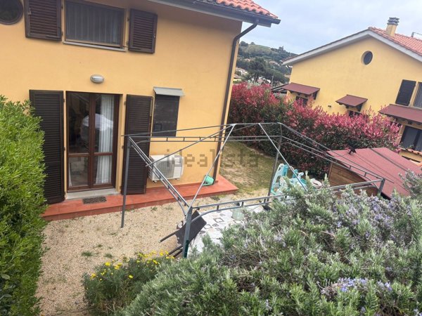 casa indipendente in vendita a Porto Azzurro