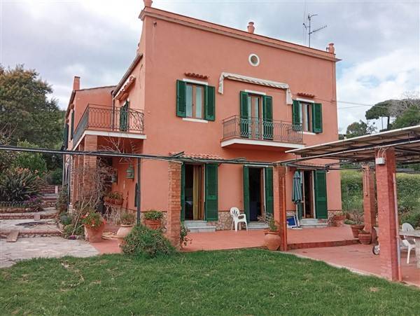 casa indipendente in vendita a Porto Azzurro
