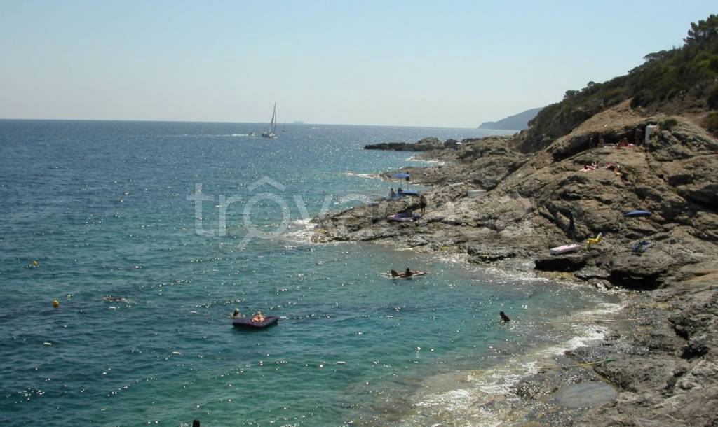appartamento in vendita a Porto Azzurro