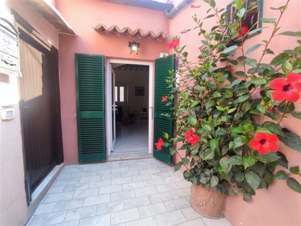 appartamento in vendita a Porto Azzurro in zona Pontecchio