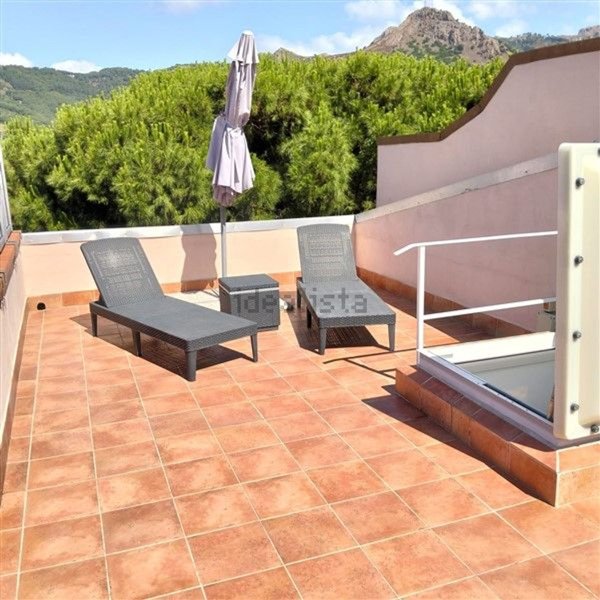 appartamento in vendita a Porto Azzurro in zona Pontecchio