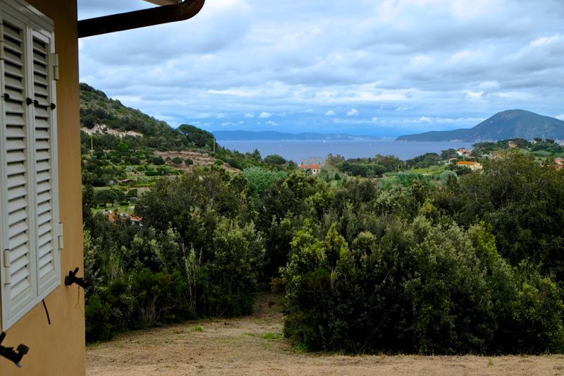 casa indipendente in vendita a Portoferraio