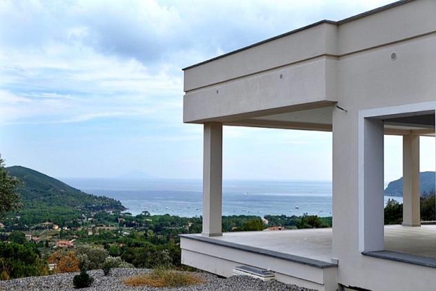 casa indipendente in vendita a Portoferraio