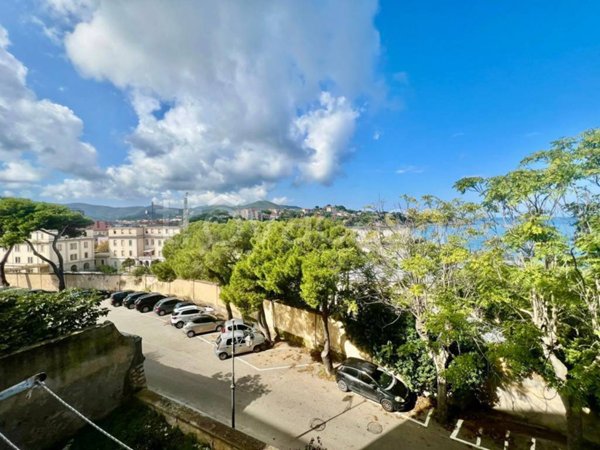 appartamento in vendita a Portoferraio