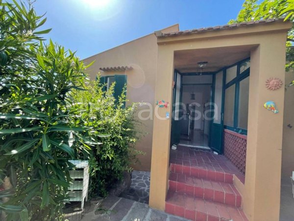 casa indipendente in vendita a Portoferraio