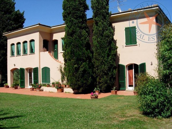 casa indipendente in vendita a Portoferraio