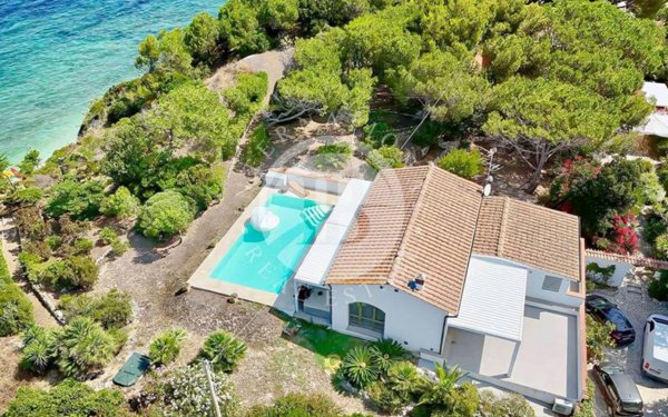 casa indipendente in vendita a Portoferraio