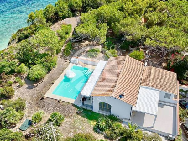 casa indipendente in vendita a Portoferraio