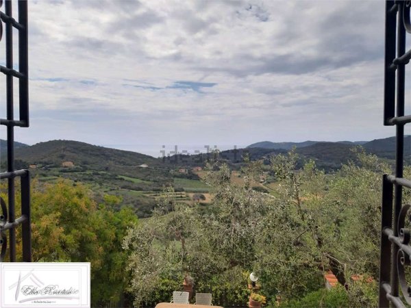 casa indipendente in vendita a Portoferraio
