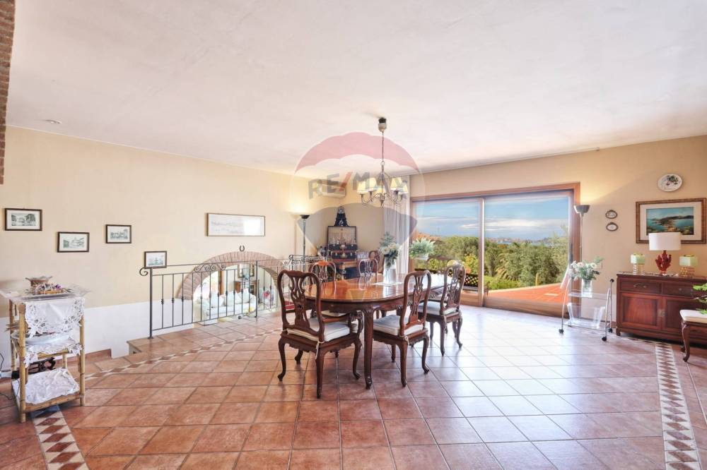 casa indipendente in vendita a Portoferraio