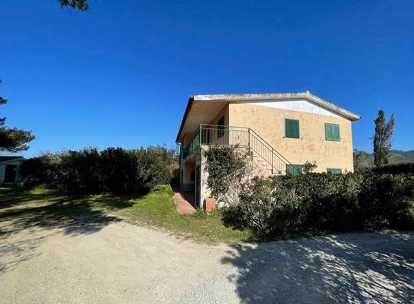 casa indipendente in vendita a Portoferraio