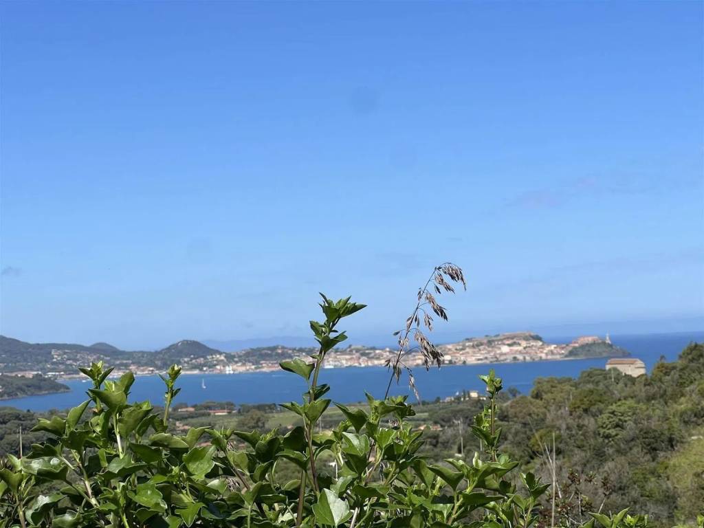 appartamento in vendita a Portoferraio in zona Magazzini