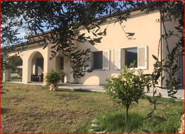 casa indipendente in vendita a Portoferraio