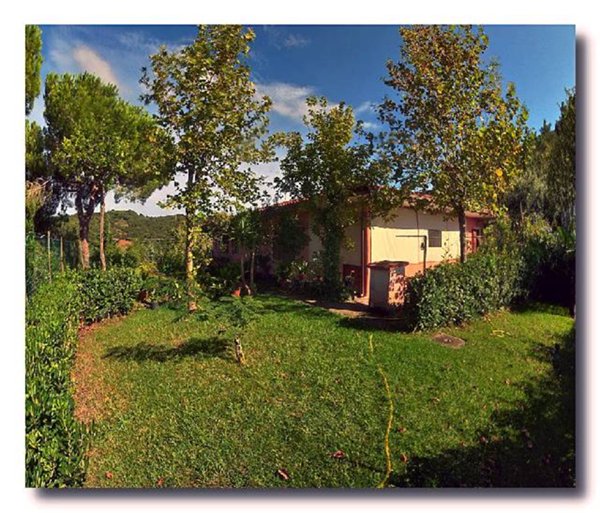 casa indipendente in vendita a Portoferraio