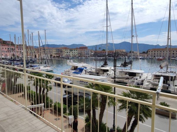appartamento in vendita a Portoferraio