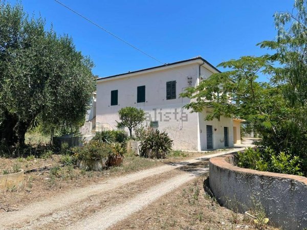 casa indipendente in vendita a Portoferraio