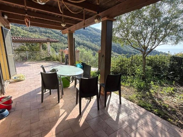 casa indipendente in vendita a Portoferraio