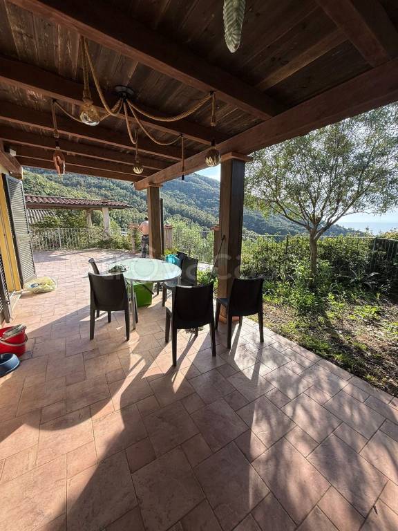 casa indipendente in vendita a Portoferraio