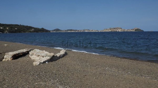 casa indipendente in vendita a Portoferraio