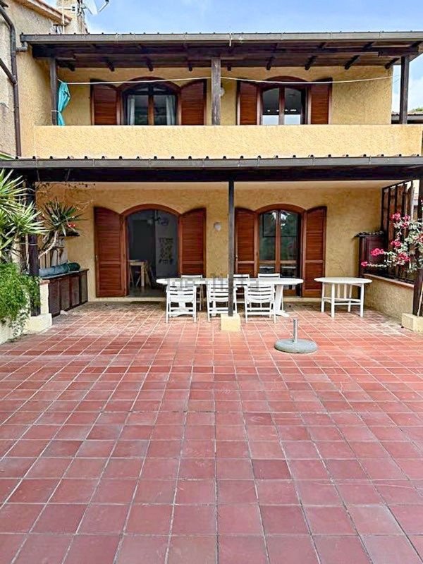 casa semindipendente in vendita a Portoferraio