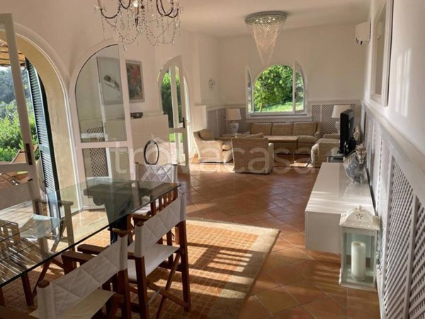 casa indipendente in vendita a Portoferraio