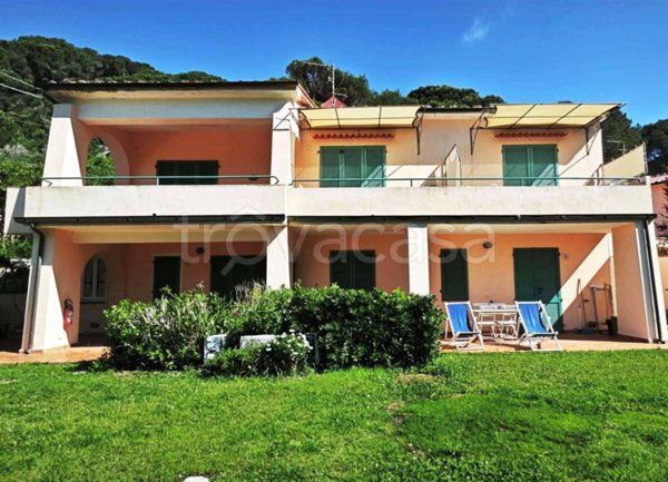 casa indipendente in vendita a Portoferraio in zona Biodola