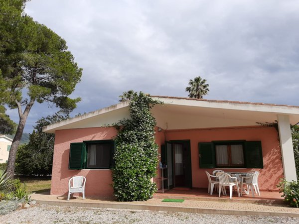 casa indipendente in vendita a Portoferraio